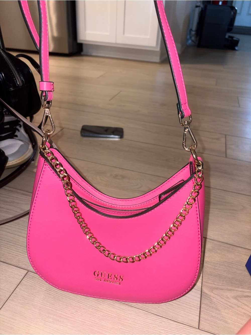 GUESS Hot Pink Chain-Trim Shoulder Bag
